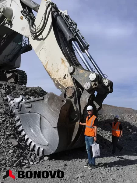 Project Case : BONOVO Customized Excavator Bucket Solution - BONOVO extreme duty bucket for LIBHERR giant excavator 250 tons
